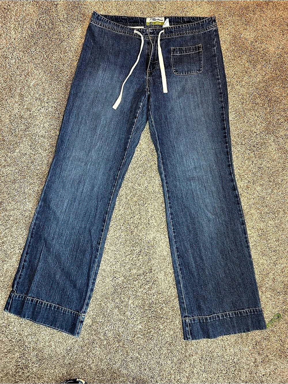 Old Navy Low Waist Bootcut Jeans in Blue